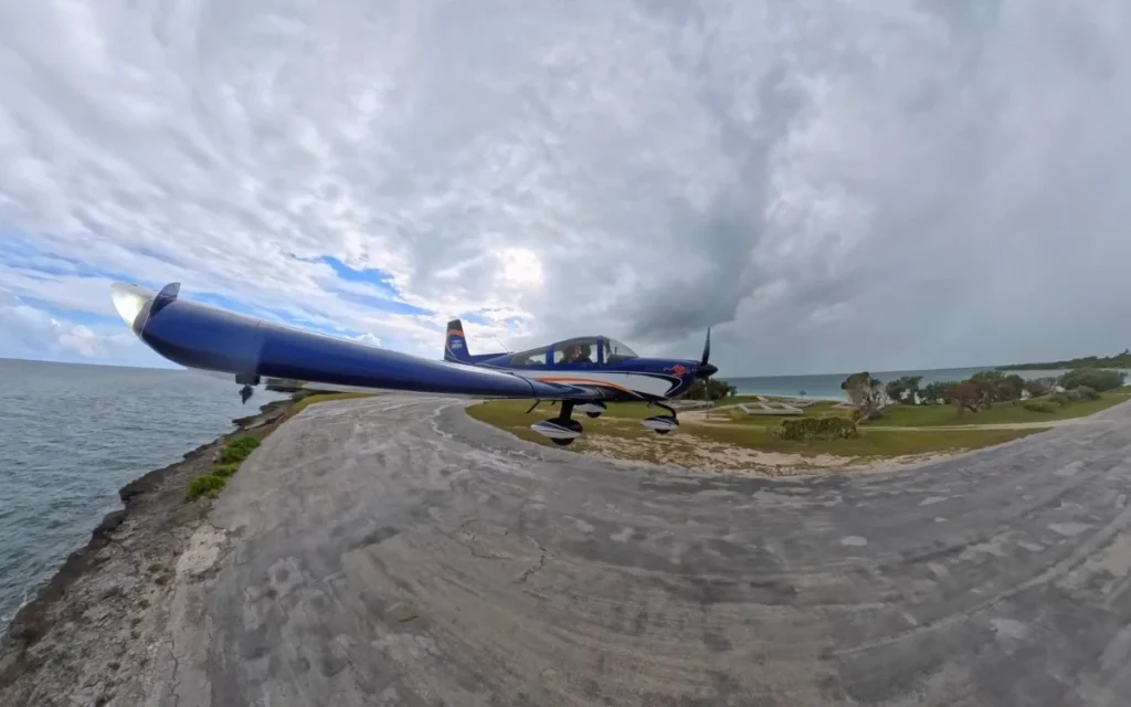 A New York pilot recently attempted the ultimate aviation flex, by trying to land on three billionaire’s private islands in the Bahamas.