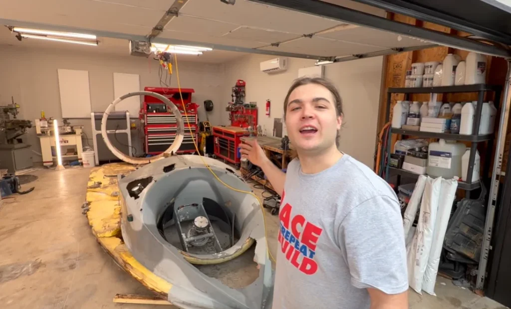 American restoring flying hovercraft that had sat abandoned for 10 years finds thousands of ants living inside it