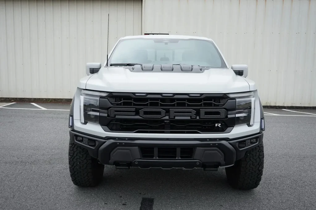 Georgia man buys 2026 Ford F-150 Raptor R for $116,040 and sells it after driving just 152 miles for a surprising profit