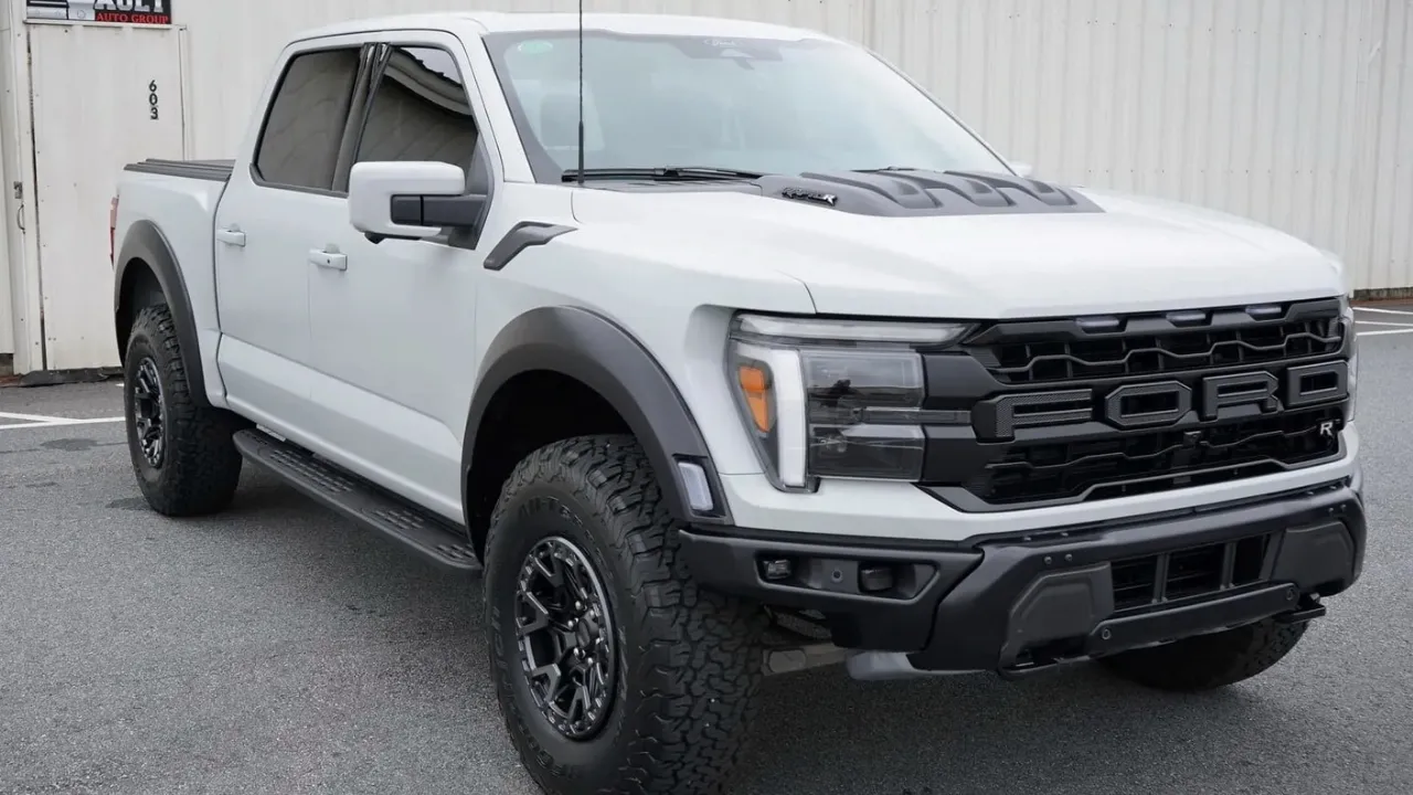 Georgia man buys 2026 Ford F-150 Raptor R for $116,040 and sells it after driving just 152 miles for a surprising profit
