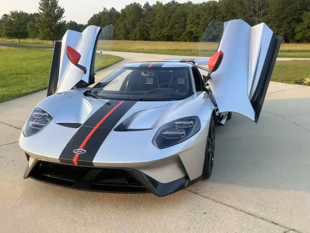 This absolutely stunning Ford GT has just reared its head in Athens, Alabama.