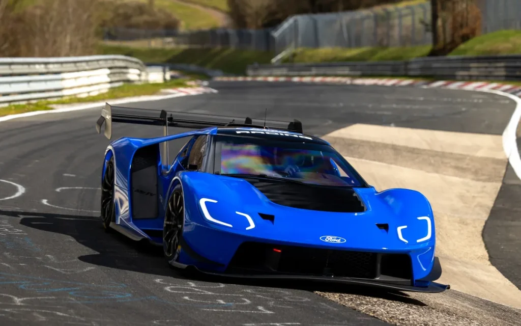 Ford supercar being called a $2,000,000,000 failure shuts the world up as it does something beastly with its speed at the Nürburgring