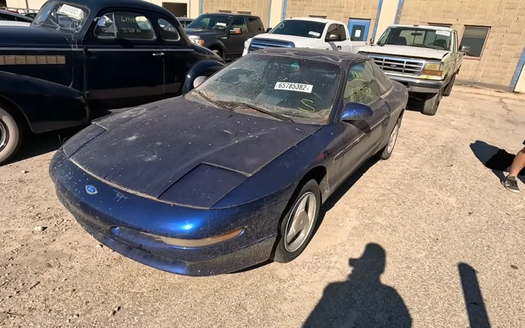 A hidden corner of an Indianapolis Copart yard revealed an emotional surprise: a Mitsubishi 3000GT and a neglected Ford Probe waiting for a second chance.