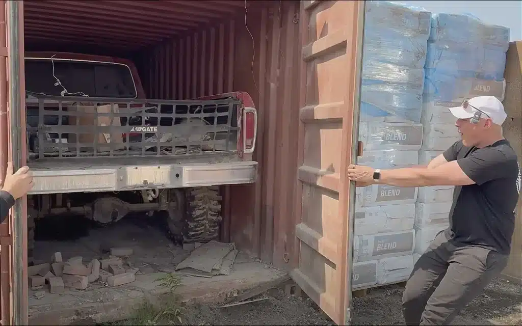 This Ford F-250 Ranger XLT was locked away in 2005 - and it has been preserved unbelievably well