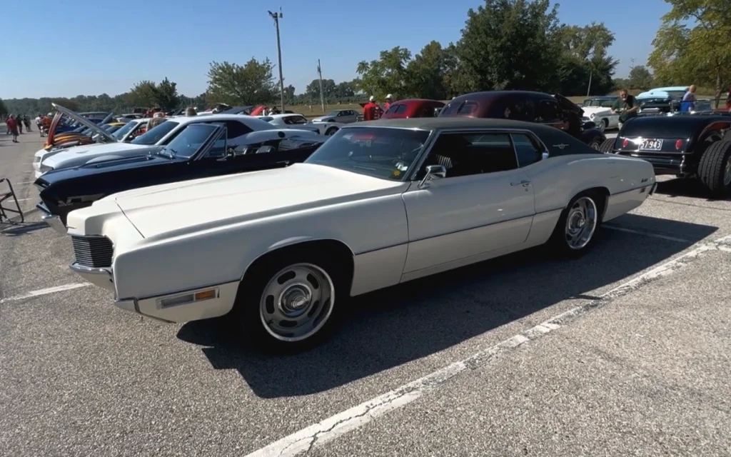 1970 Ford Thunderbird with just 15k miles spent decades sitting unused in Colorado until new owner rescued it