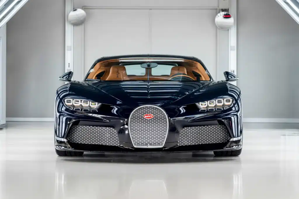 Custom Bugatti Chiron Super Sport frontside