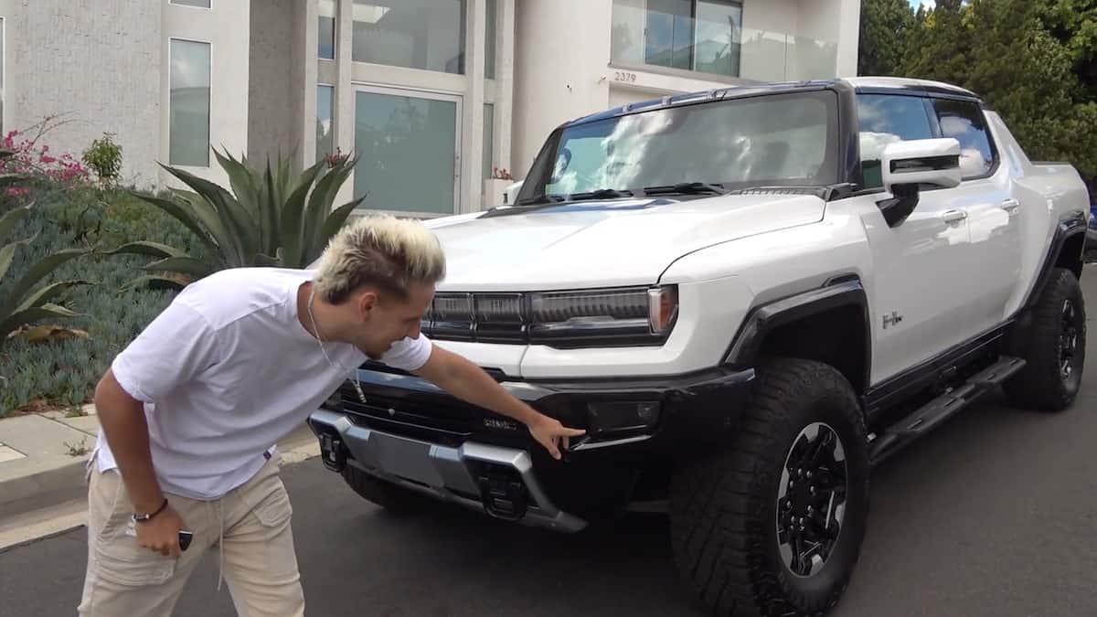 Sergi Galiano points out the low headlights of the GMC Hummer EV Pickup