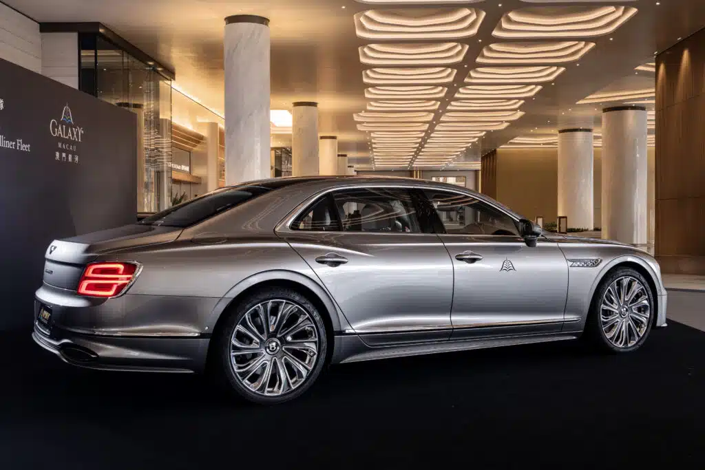 5,000 room luxury resort set a record for taking delivery of the most Bentley Flying Spurs