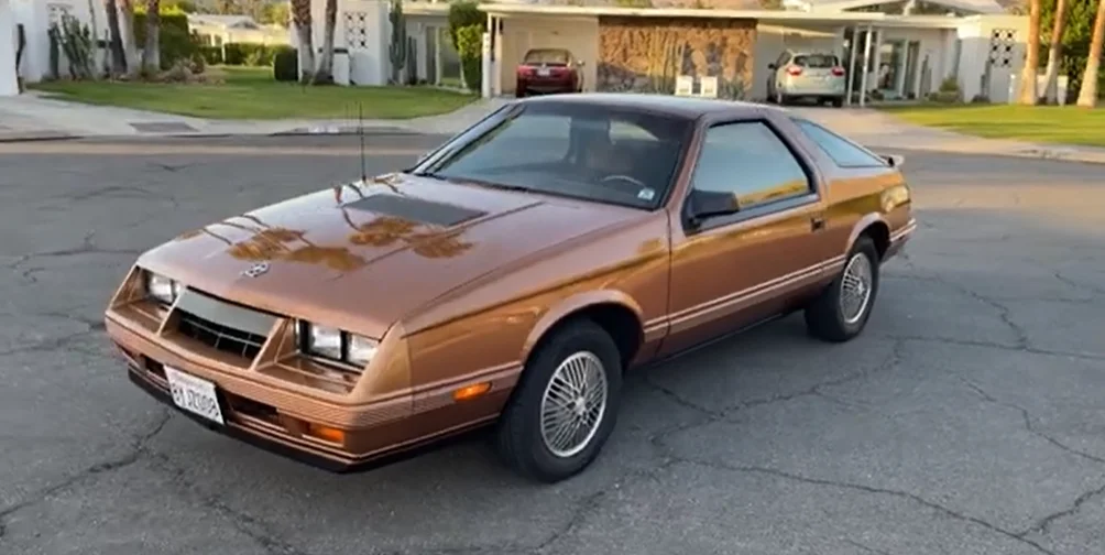 Georgia mechanic fixes stranded driver's car for free and the kindness is paid forward when he finds out who the driver was