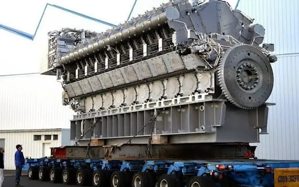 Man steps inside world's biggest ship and its engine is so big it feels like a building