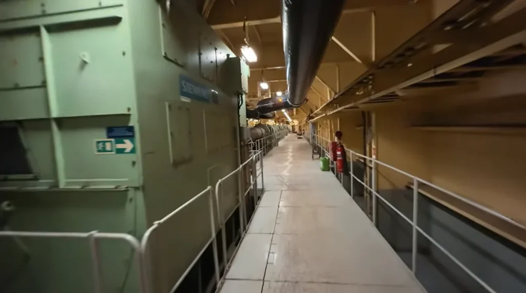 Man steps inside world's biggest ship and its engine is so big it feels like a building