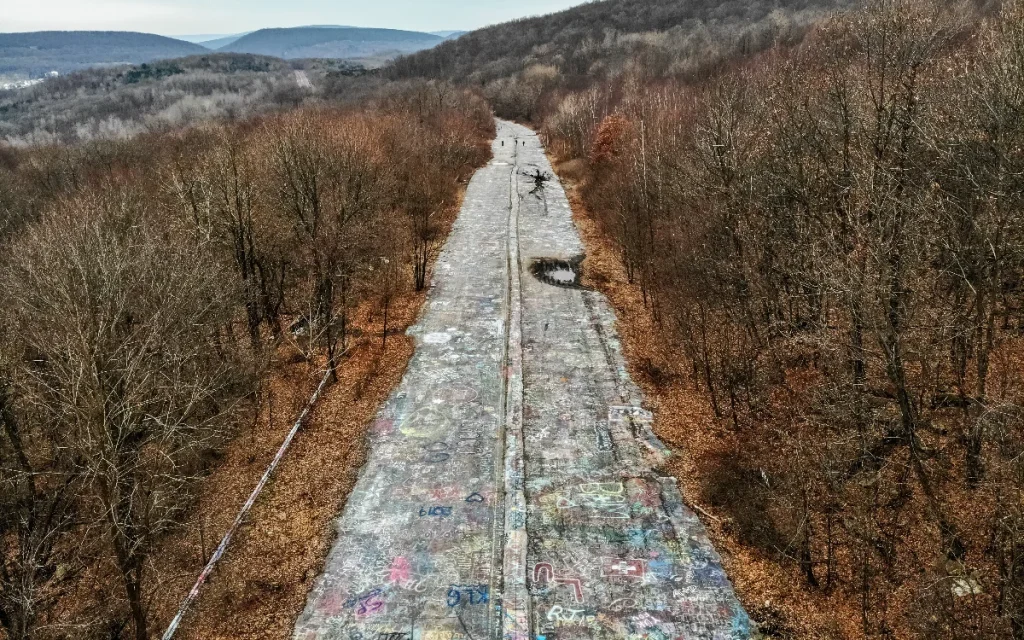 There is a ghost town in Pennsylvania that has been on fire for 60 years with a famous abandoned road
