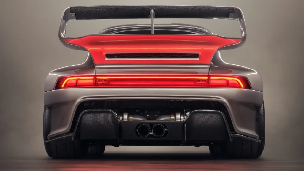 Gunther Werks F-26 is a Porsche 911 restomod with incredible power that blows past a Bugatti Veyron and even its 1,067HP stat