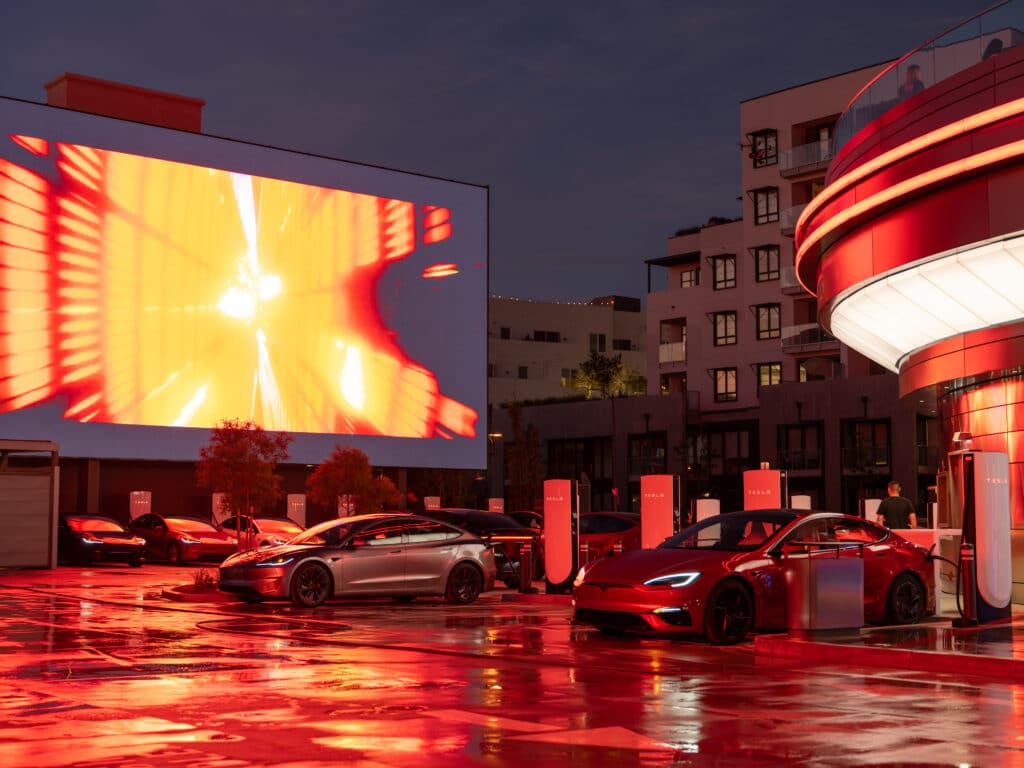 Burgers in Cybertruck boxes and robot popcorn at Tesla’s diner but not everyone’s impressed