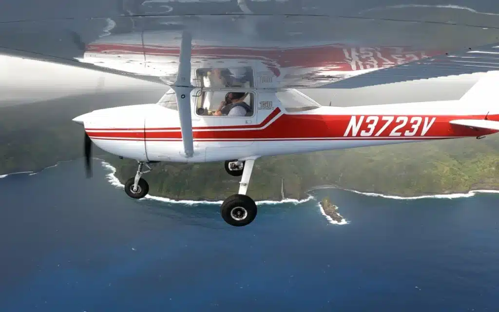 Young Couple disassemble Cessna 150 to reach Hawaii