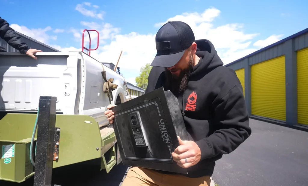 Men buy entire unit of lost freight for $2,500 but the goods inside aren't even the biggest prize