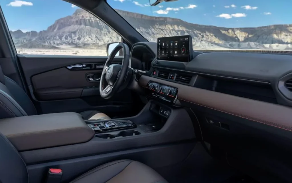 The 2026 Honda Pilot has arrived with a massive new upgrade package, including a huge touchscreen, a quieter cabin, and a fresh styling