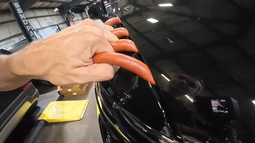 Mechanic 'wants to retire' after opening the hood of Chevy Silverado EV truck that its owner brought to him