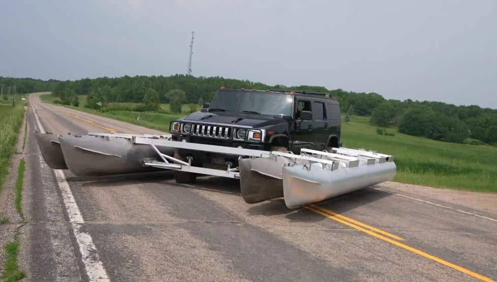 Hummer boat is 17-feet wide