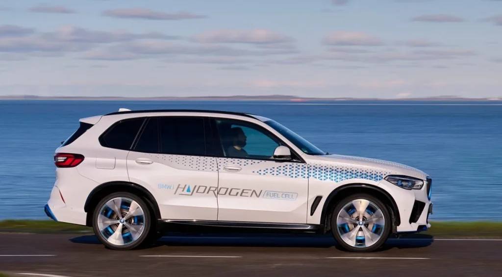 Hydrogen cars are here, and they've been here for a while, but there's some confusion about how they work and what the difference between an FCEV and a BEV is