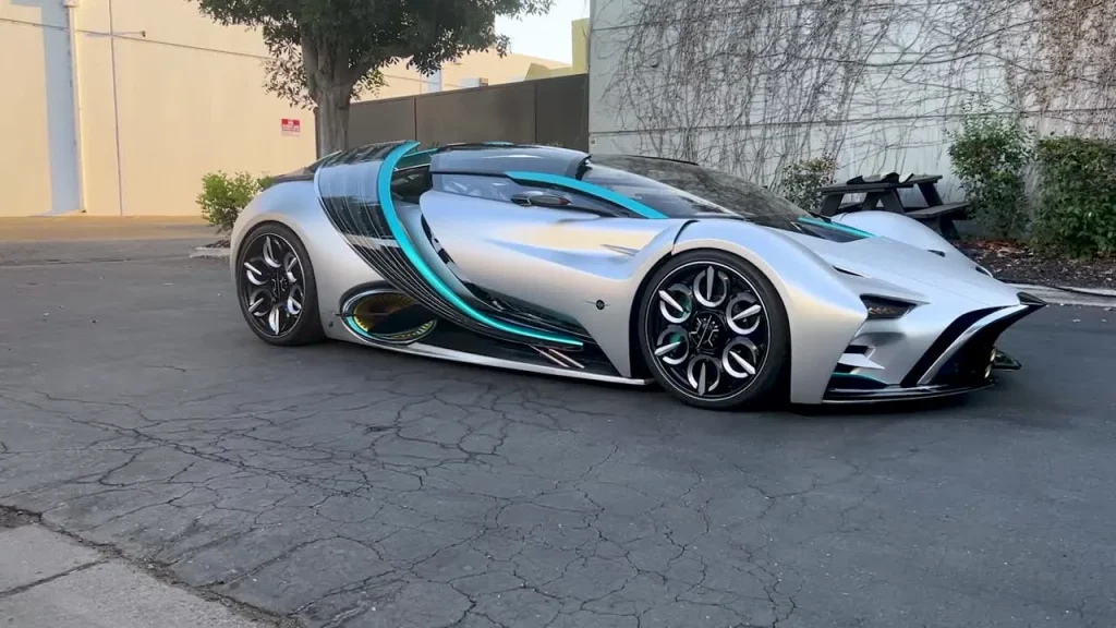 Hydrogen cars are here and theyve been here for a while but theres some confusion about how they work and what the difference between an FCEV and a BEV is Hyperion