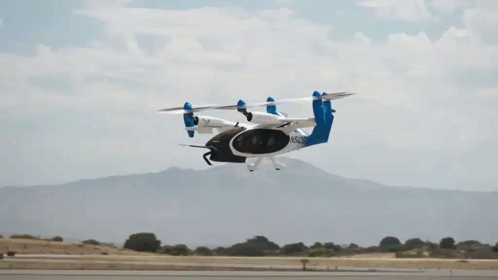 Hydrogen-powered-air-taxi-sets-record