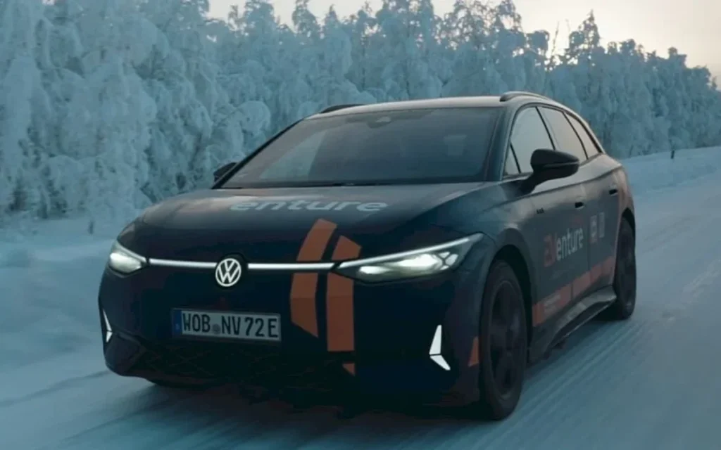 This group of five people crossed the Polar Circle in a Volkswagen ID.7 to prove a point about EVs