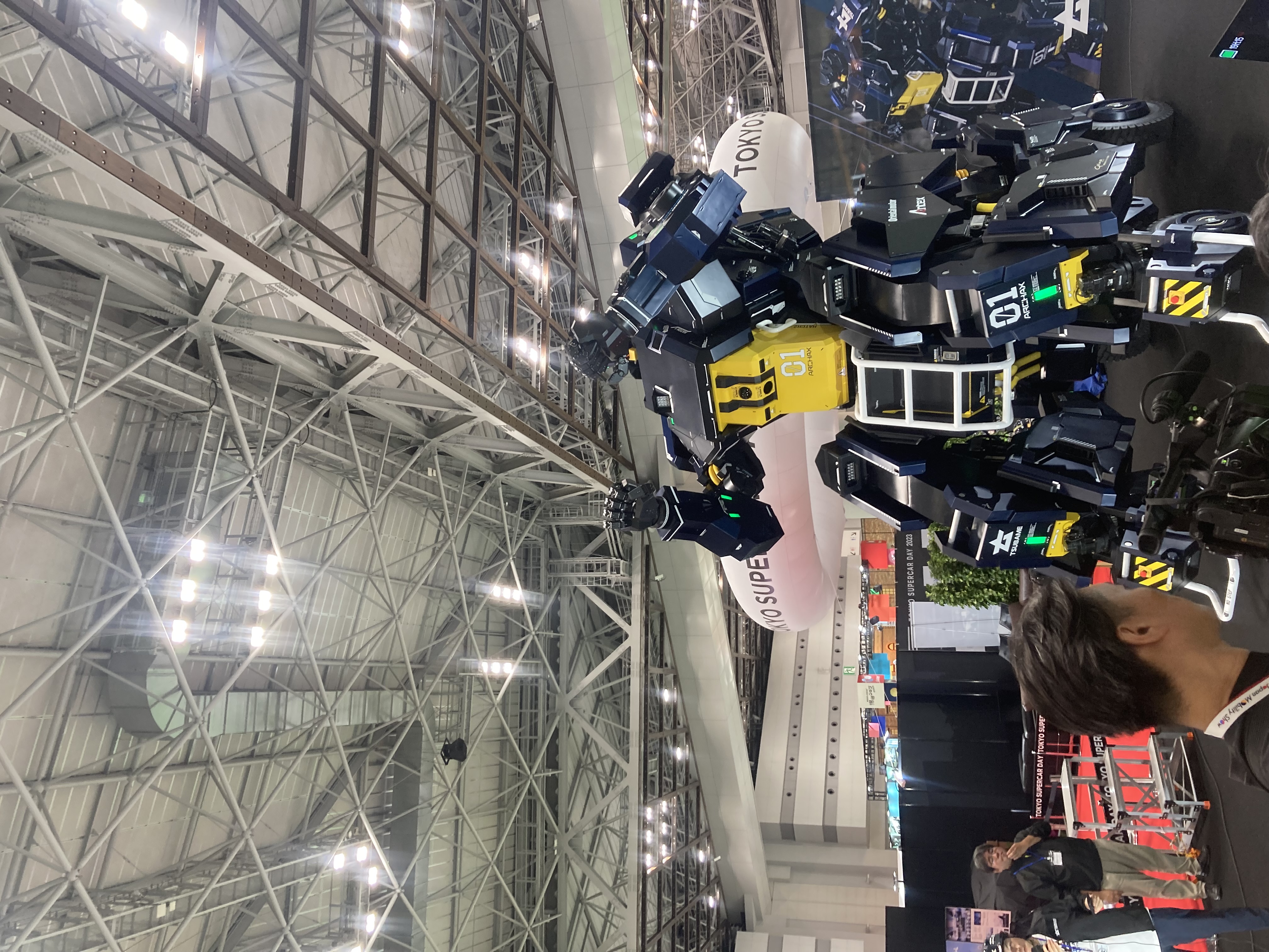 Giant human-piloted robot ARCHAX unveiled in Japan with $2.67 mil. price  tag - The Mainichi