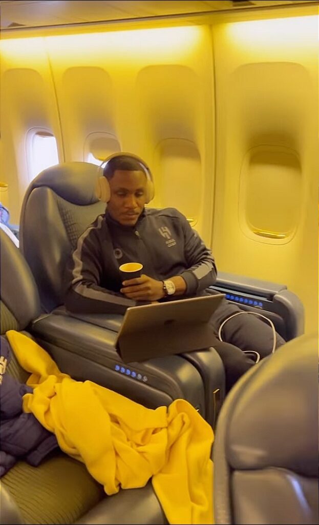 Ighalo, 0m private jet