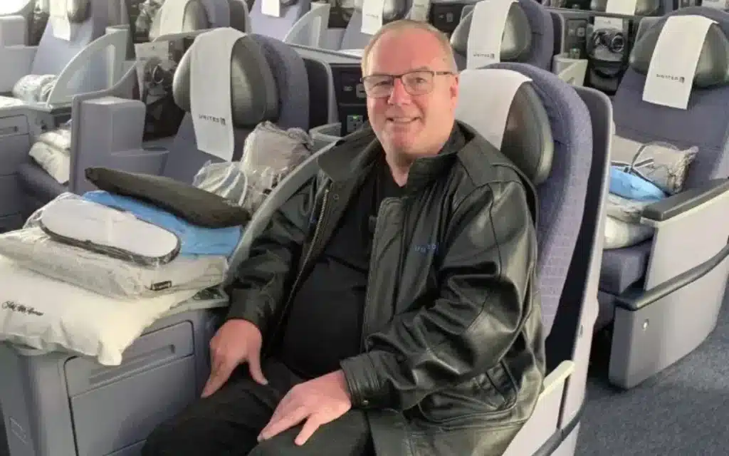 In 1990, New Jersey car dealer Tom Stuker bought a United Airlines lifetime pass for $290,000 and traveled more than anyone else in history