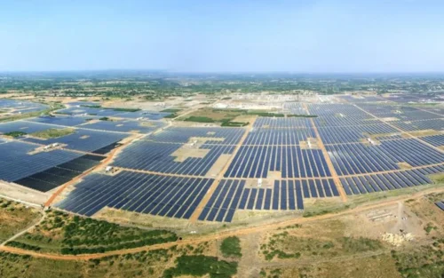 largest renewable energy park in the world