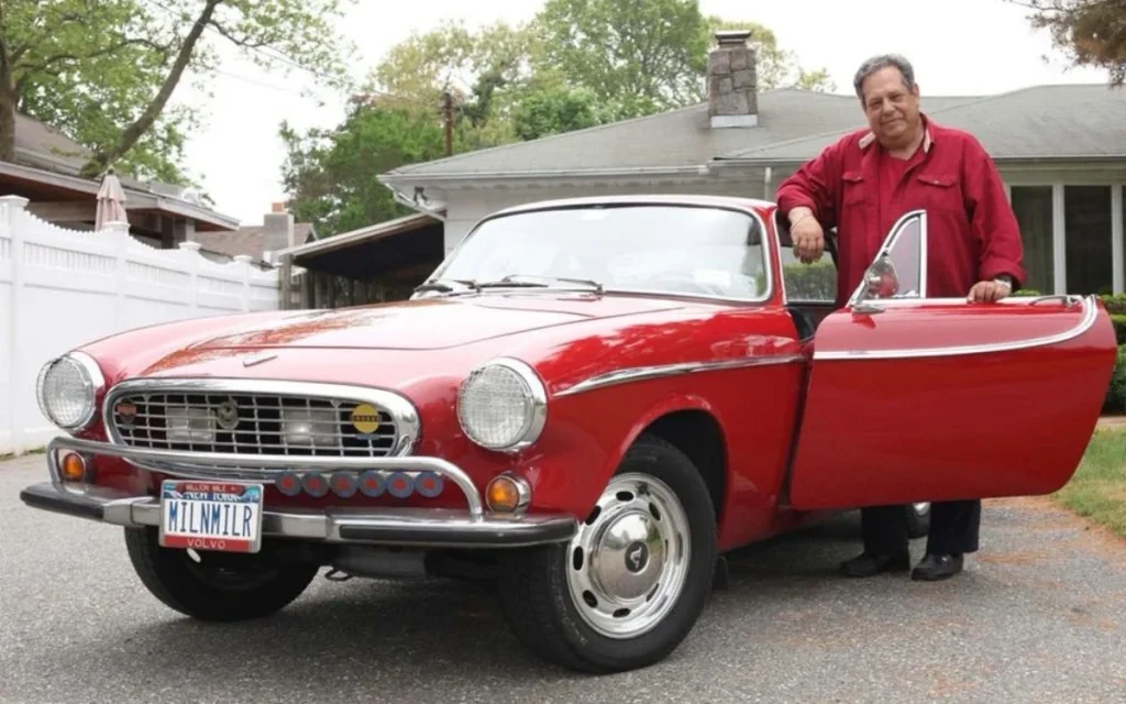 Irv Gordon is probably the most famous Volvo owner in the world, a status he achieved by driving his Volvo P1800 for over 3 million miles