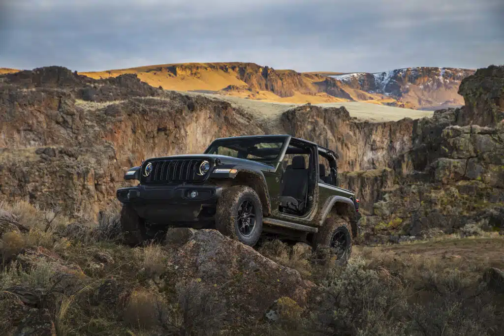 Ford Bronco vs Jeep Wrangler - which off-road SUV goes the extra mile?