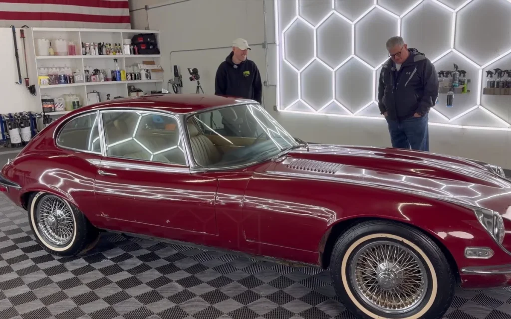 After slogging for five hours in the Ohio snow, WD Detailing rescued a Jaguar E-Type V12 after 30 years, and received a lovely letter from the owner’s daughter