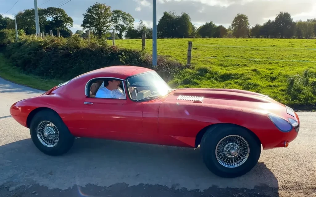 In a bid to rescue the cheapest low drag Jaguar E-type from France, these guys received a heartwarming comment on the fake supercar