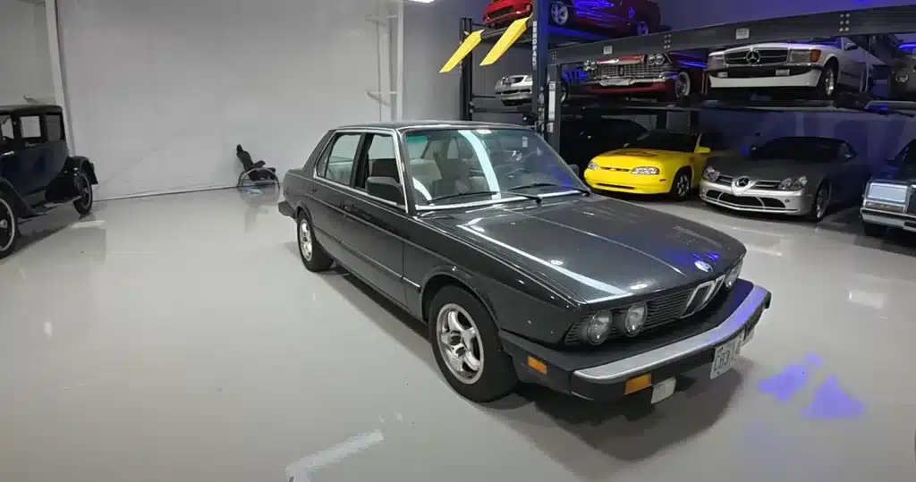 Kansas YouTuber swapped a James Bond pinball machine for 'immaculate' BMW 535i in 'weirdest trade ever'