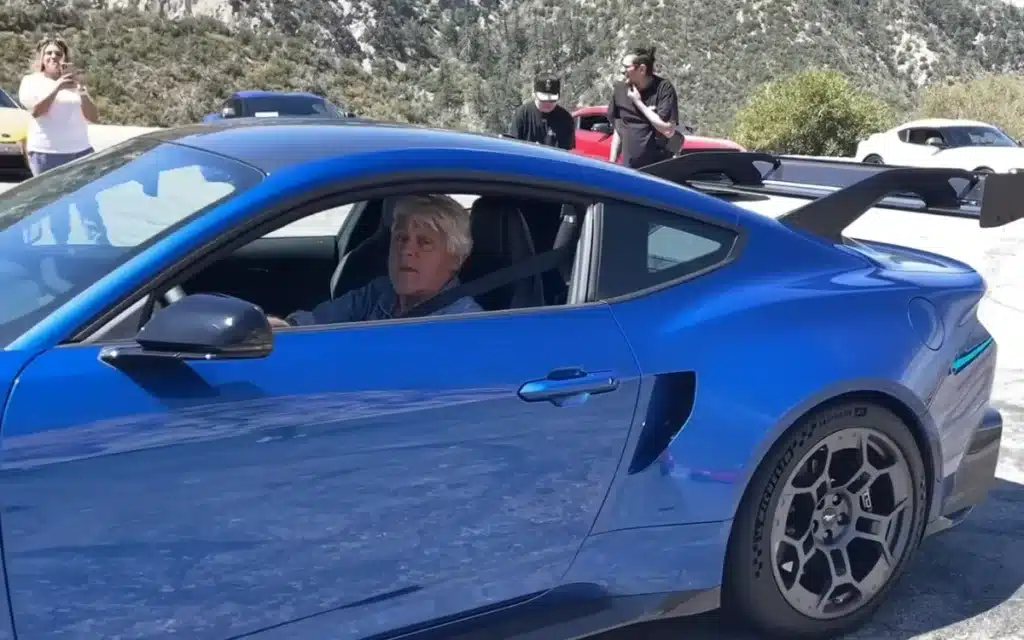 Jay Leno drew attention to an unexpected feature in his new Ford Mustang GTD as he showed off the new American sports car at a car meet