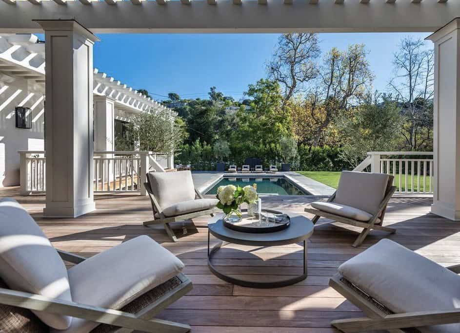 Jennifer Lopez, Ben Affleck, Sunset BLVD home, swimming pool and patio