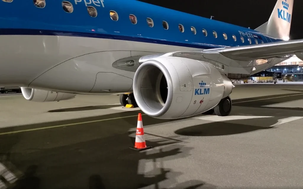 Passenger freaks out over noise plane is making as they're about to board flight but there's a perfectly normal explanation