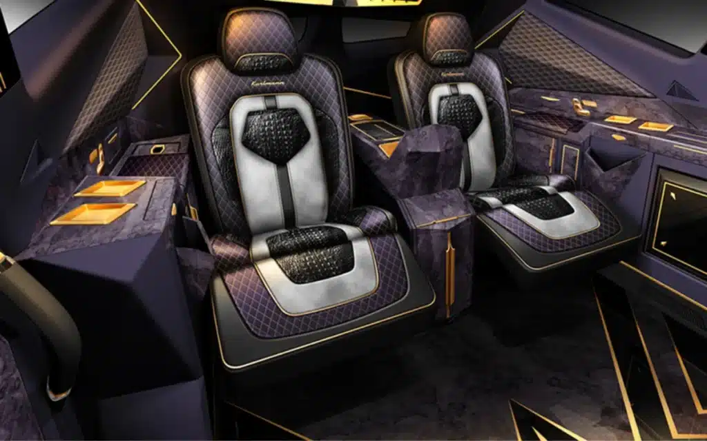 Karlmann King interior worth $3.8 million, the most expensive of the Chinese supercars