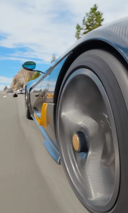 T-Pain and CEO of Koenigsegg get pulled over by police as they're driving Koenigsegg fleet through California