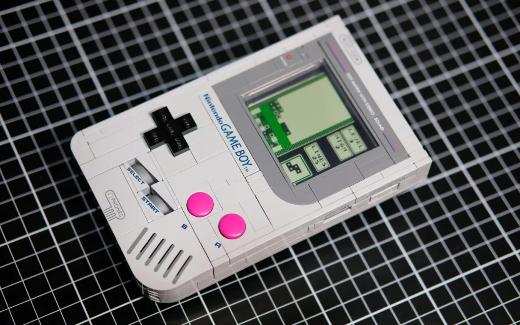 A woman has managed to turn a full-sized but completely non-playable LEGO Game Boy set into a fully working model - and it looks so cool.