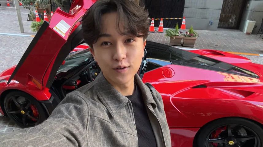 Man who owns a LaFerrari shares the common reaction he gets from people on the street who see him driving it