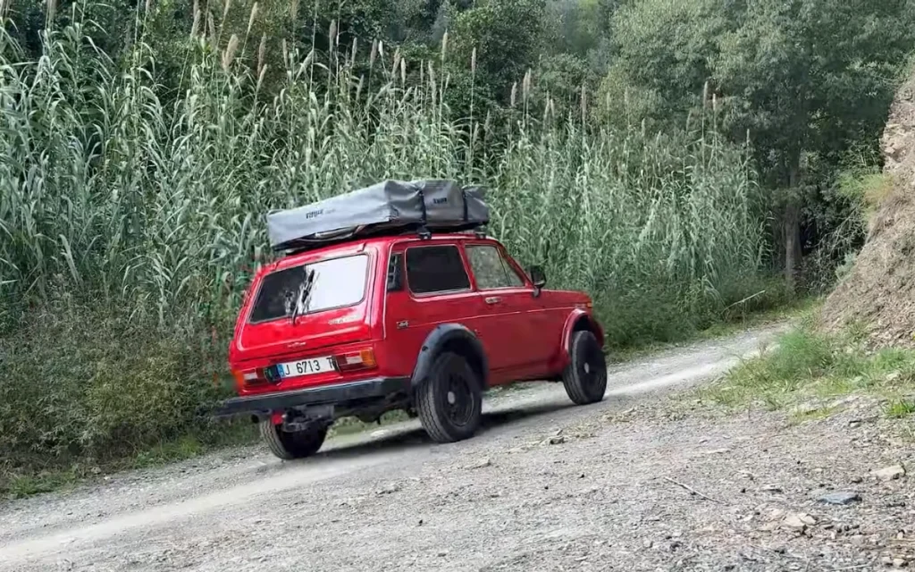 If you think adventure requires a massive RV and a perfect plan, a Lada Niva 1600 micro camper just proved you wrong in the most entertaining way possible.