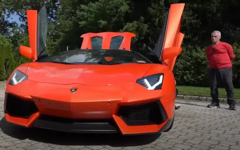 New Jersey car salesman visits a millionaire to buy his Lamborghini Aventador even though he's attached