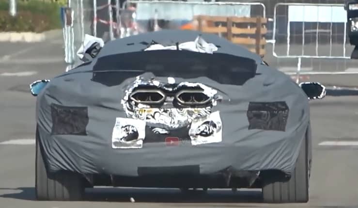 Spy shot shows the rear of the Lamborghini 