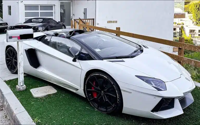 Lamborghini Aventador