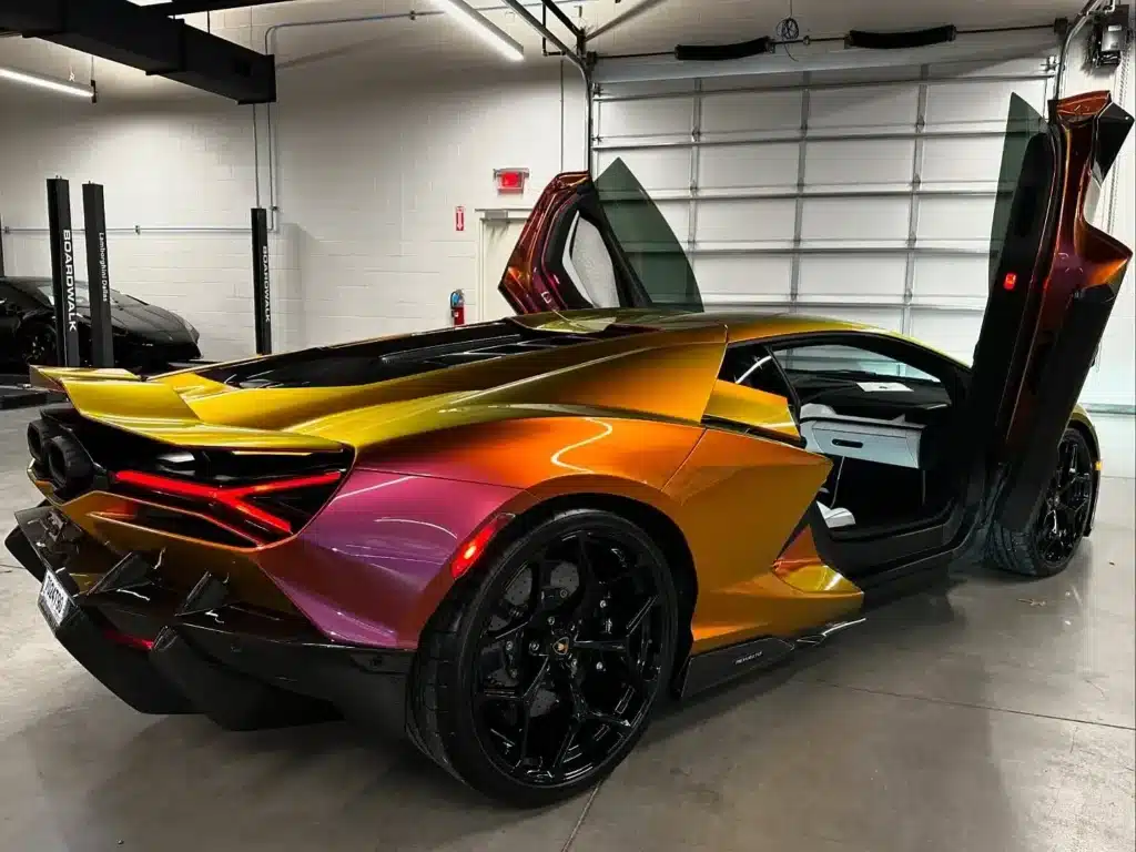 From Rolls-Royce holographic hues to a $62,000 Lamborghini color-shift, here are 9 incredible supercar paint finishes that redefine automotive art