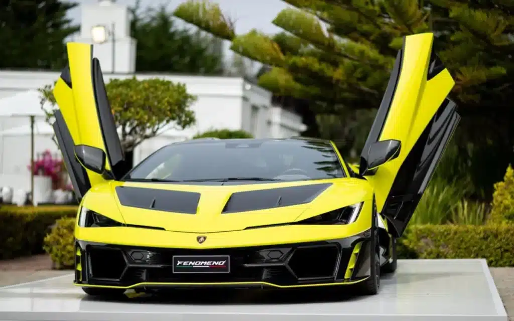 Lamborghini's fastest and most powerful road car is the newly unveiled plug-in hybrid Lamborghini Fenomeno, and it looks absolutely incredible