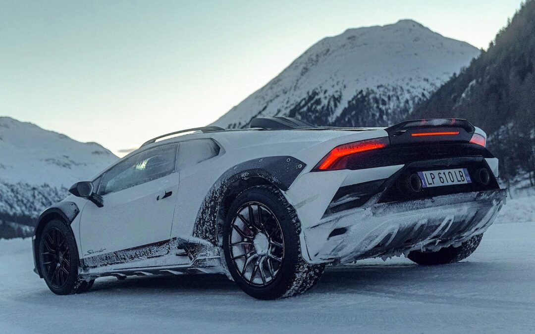 Watch the Lamborghini Huracán Sterrato drive down a ski slope like it’s nothing